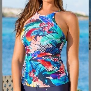 Hapari - gorgeous swim top. NWT